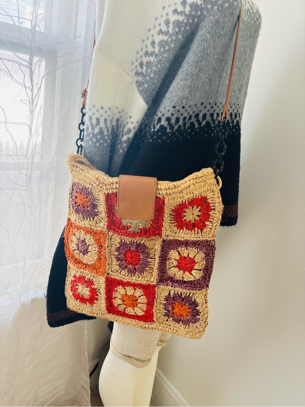 Tory Burch Multi-Color Crochet Square Crossbody with Tan Trim - Picture 2 of 10
